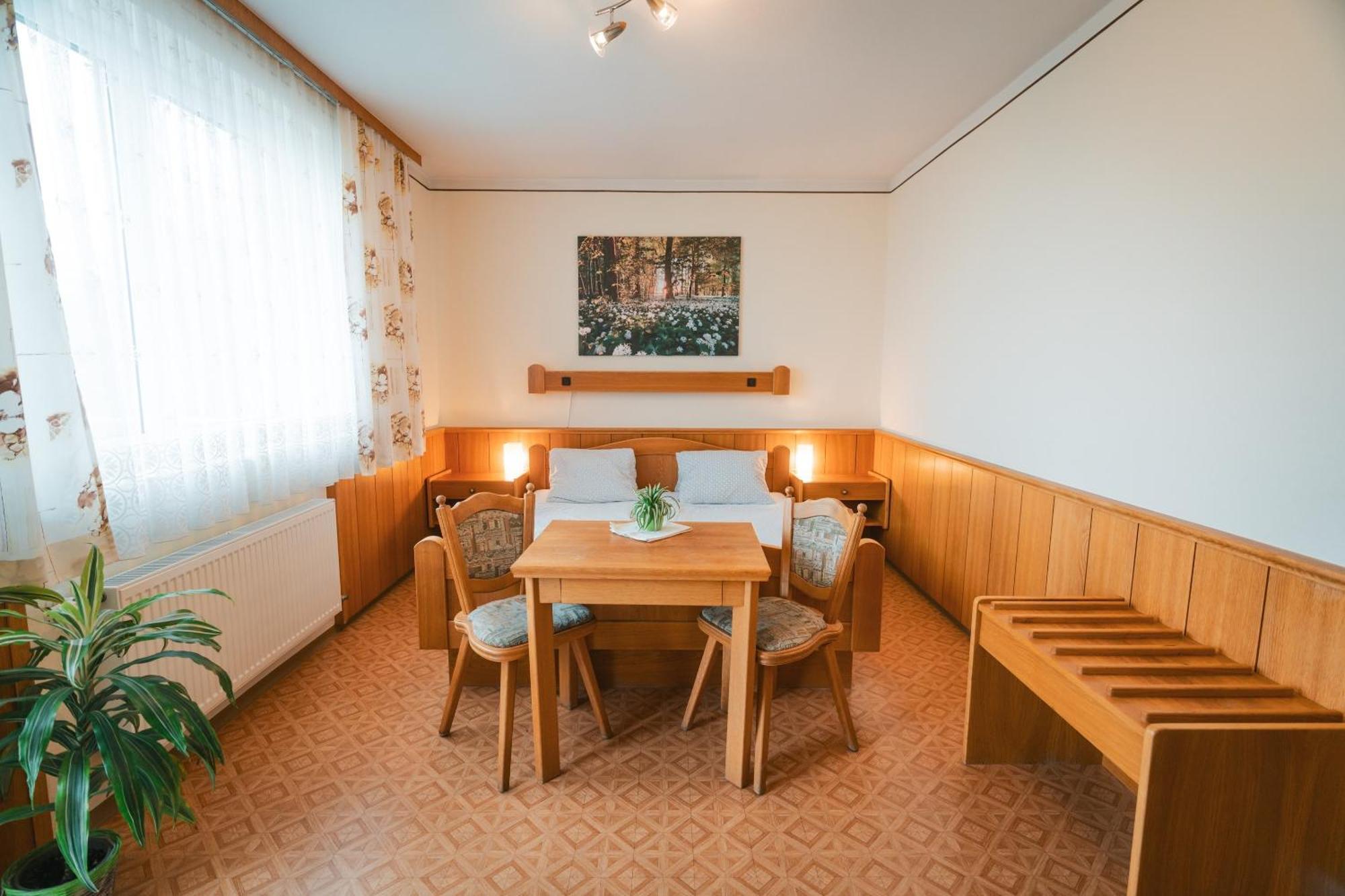 Gasthaus Bauer Grafenschlag Экстерьер фото